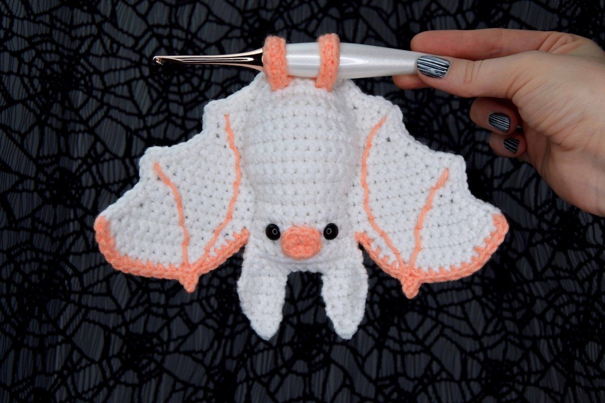 Free Halloween Amigurumi- Batty Batty Bats